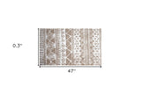 2' x 4' Sandy Tan and White Zigs and Zags Washable Floor Mat