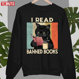 Funny Cat I Read Banned Books Funny Bookworms Reading Book Unisex T-shirt